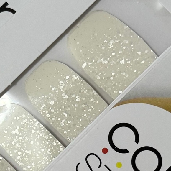Color Street Other - Over the Moon Glitter Overlay - Color Street
